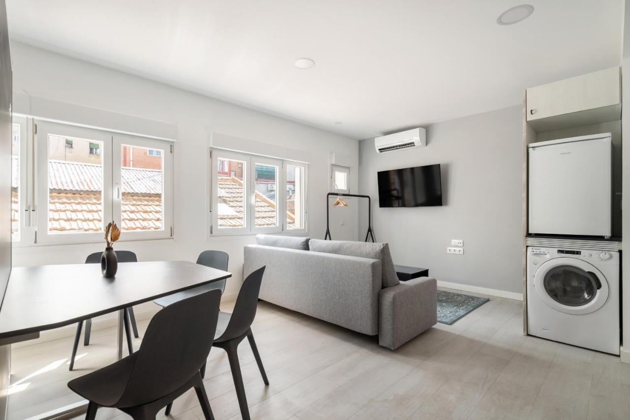 Apartamentos Reformados En Madrid Rio מראה חיצוני תמונה
