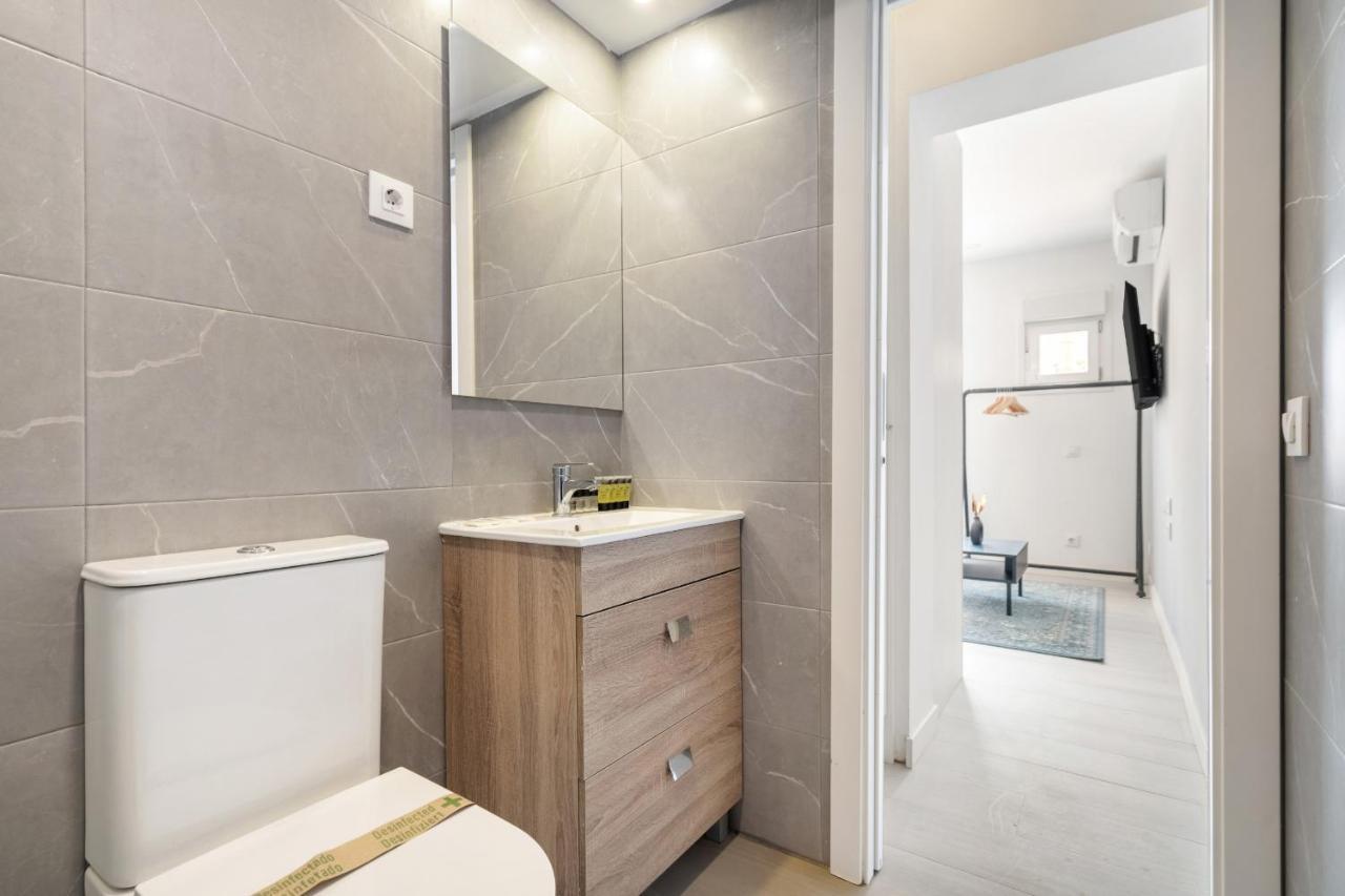 Apartamentos Reformados En Madrid Rio מראה חיצוני תמונה